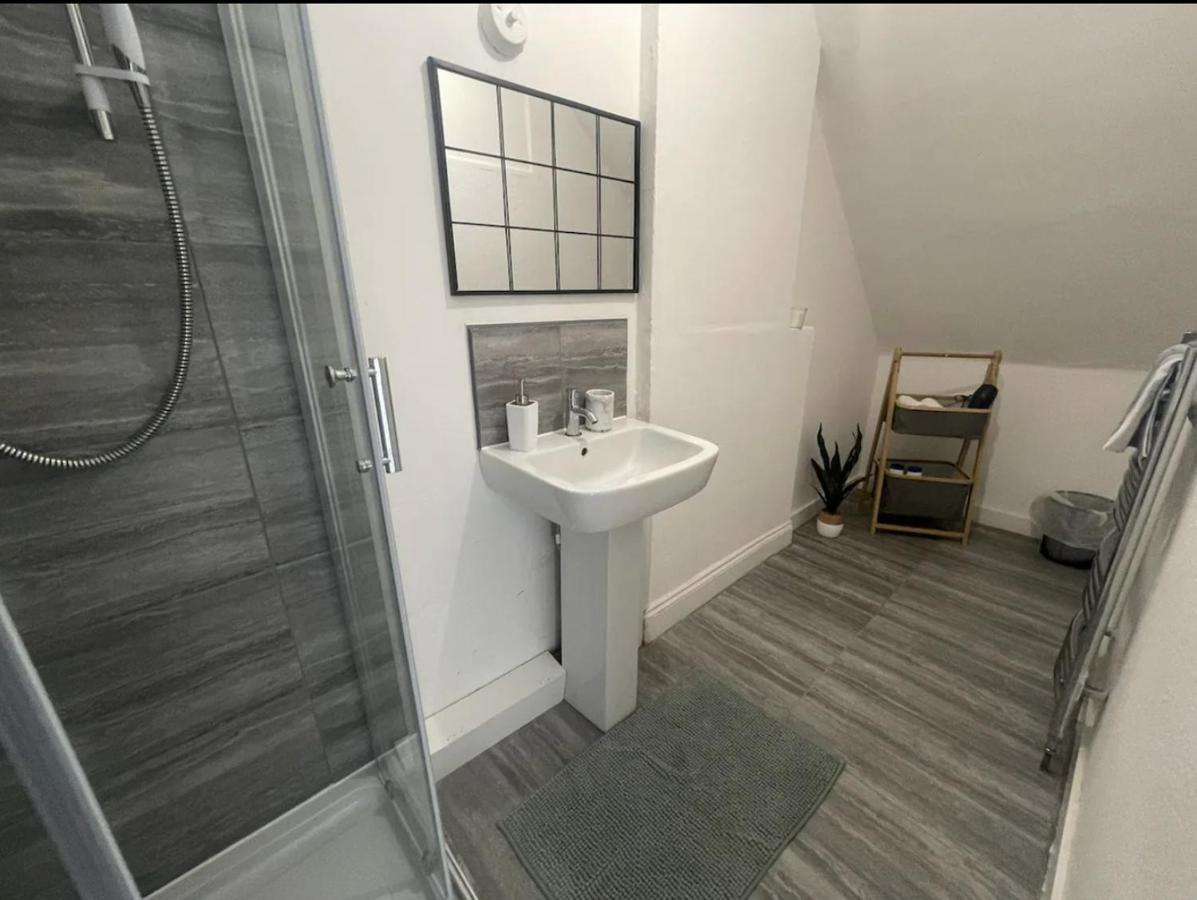 Charming 2 Bed Flat On Tower Bridge Apartment London Exterior photo